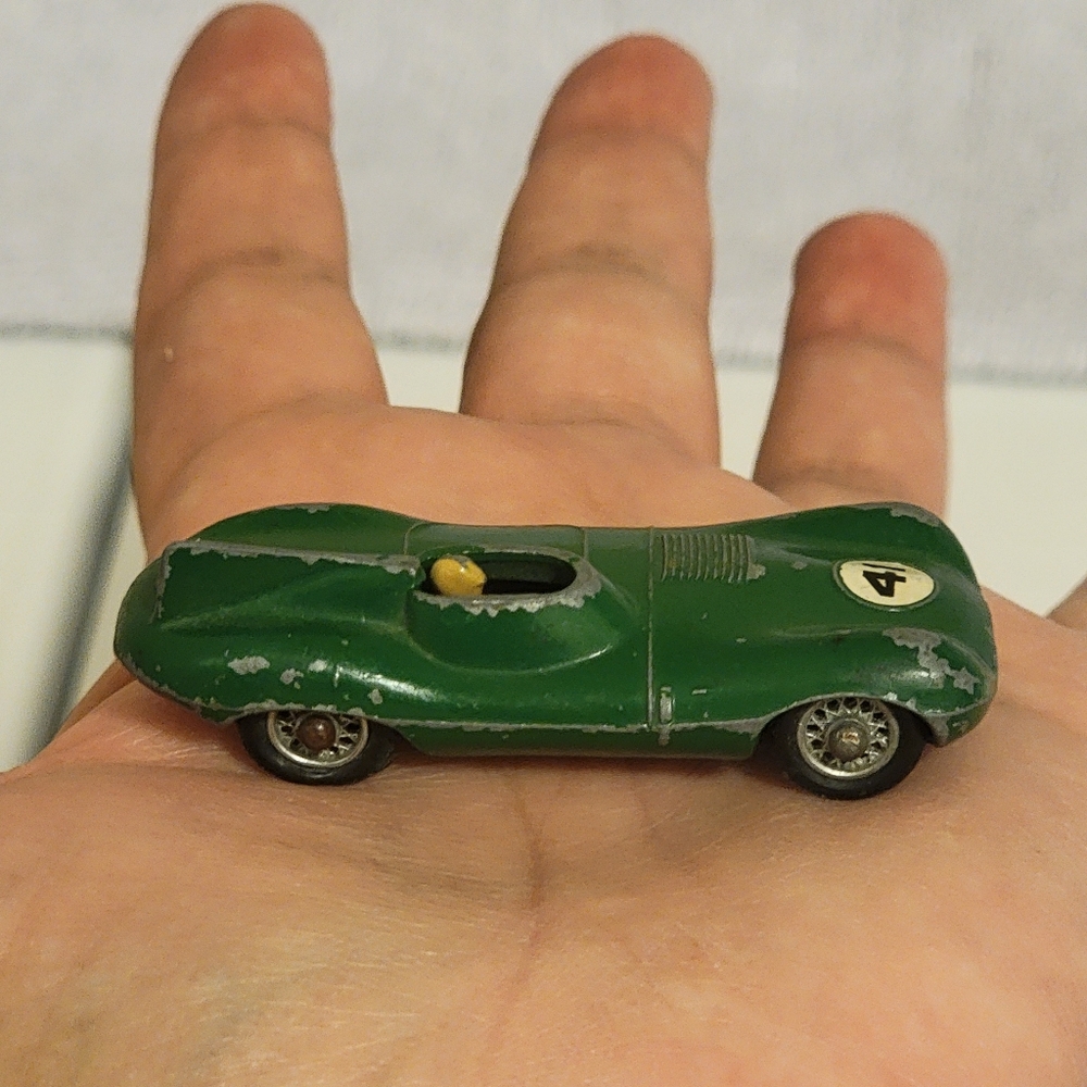 Vintage 60s Lesney #41‎ Jaguar D Type Diecast Rare Wire Wheels